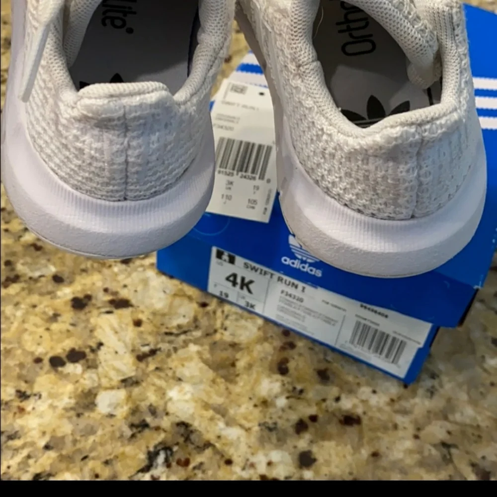 Adidas Swift Run I Sneaker Infant Tennis Shoe 4K